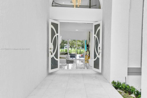 Villa ou maison à vendre à Boca Raton, Floride: 6 chambres, 390.28 m2 № 2018690 - photo 6