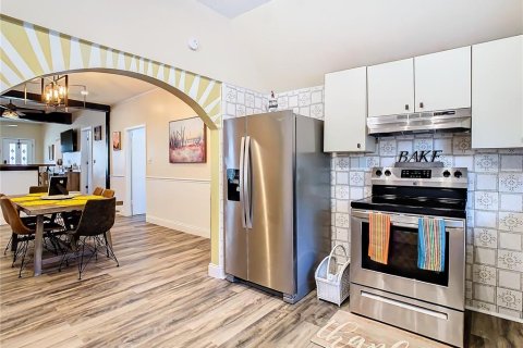 Villa ou maison à louer à Tampa, Floride: 3 chambres, 126.63 m2 № 2202040 - photo 20