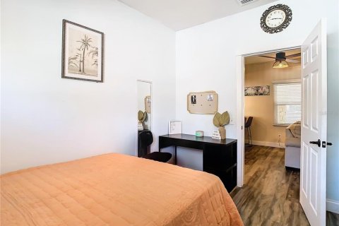 Villa ou maison à louer à Tampa, Floride: 3 chambres, 126.63 m2 № 2202040 - photo 22