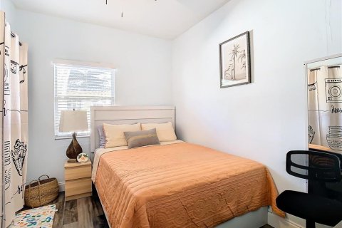 Villa ou maison à louer à Tampa, Floride: 3 chambres, 126.63 m2 № 2202040 - photo 23