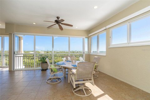 Condo in Englewood, Florida, 4 bedrooms  № 2149231 - photo 19