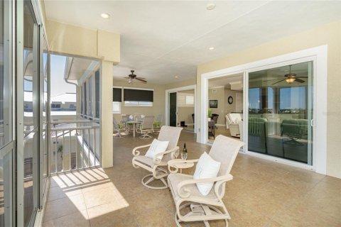 Condo in Englewood, Florida, 4 bedrooms  № 2149231 - photo 25