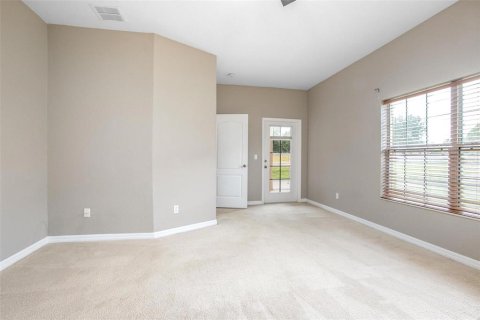 Townhouse in DeLand, Florida 3 bedrooms, 207.64 sq.m. № 1736947 - photo 3