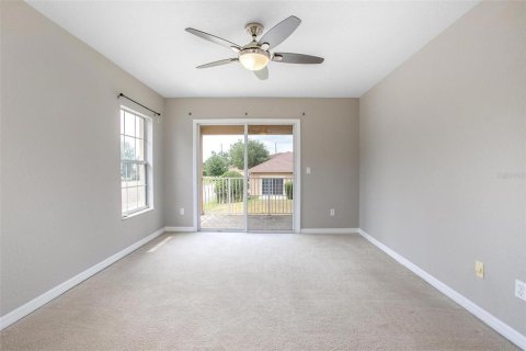 Townhouse in DeLand, Florida 3 bedrooms, 207.64 sq.m. № 1736947 - photo 20