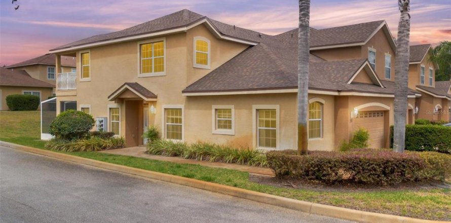 Touwnhouse à DeLand, Floride 3 chambres, 207.64 m2 № 1736947