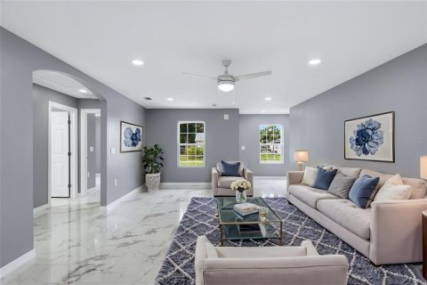 Villa ou maison à vendre à Bradenton, Floride: 5 chambres, 218.78 m2 № 2148260 - photo 8
