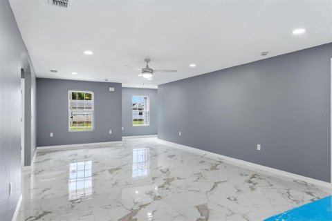 Villa ou maison à vendre à Bradenton, Floride: 5 chambres, 218.78 m2 № 2148260 - photo 9