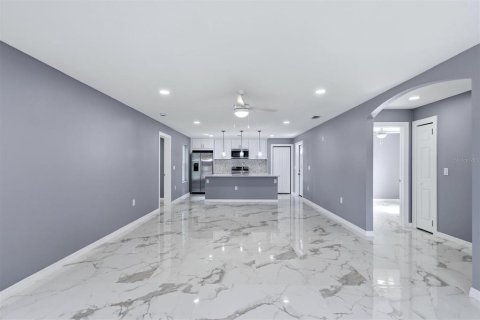 Villa ou maison à vendre à Bradenton, Floride: 5 chambres, 218.78 m2 № 2148260 - photo 14
