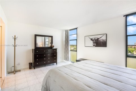 Condo in Aventura, Florida, 2 bedrooms  № 2020500 - photo 20