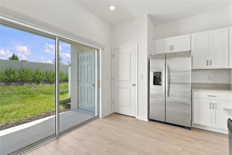 Townhouse in Sarasota, Florida 2 bedrooms, 109.62 sq.m. № 2391539 - photo 19