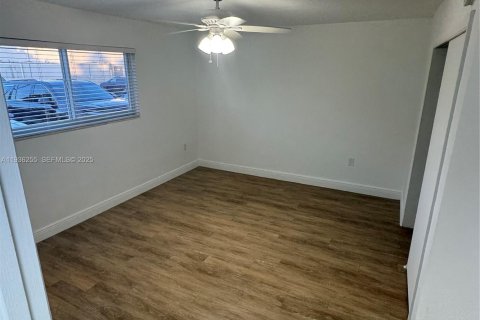 Apartment in Miami, Florida 1 bedroom, 62.71 sq.m. № 1994421 - photo 5