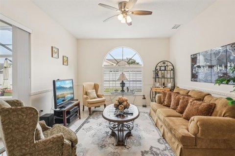 Casa en venta en New Port Richey, Florida, 3 dormitorios, 189.71 m2 № 1832171 - foto 18