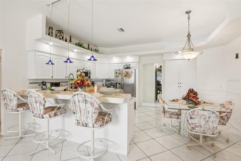 Casa en venta en New Port Richey, Florida, 3 dormitorios, 189.71 m2 № 1832171 - foto 12