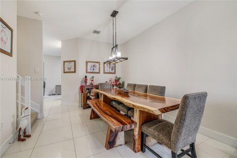 Купить таунхаус в Майами, Флорида 3 спальни, 154.22м2, № 2055817 - фото 6