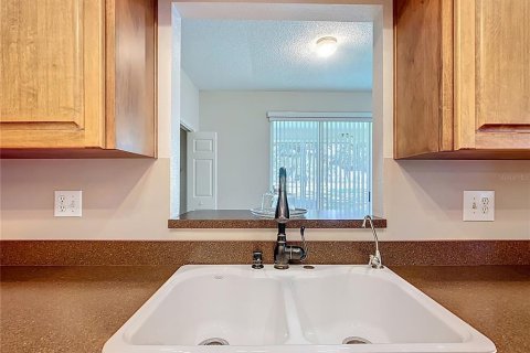 House in Winter Haven, Florida 3 bedrooms, 198.44 sq.m. № 1853563 - photo 18