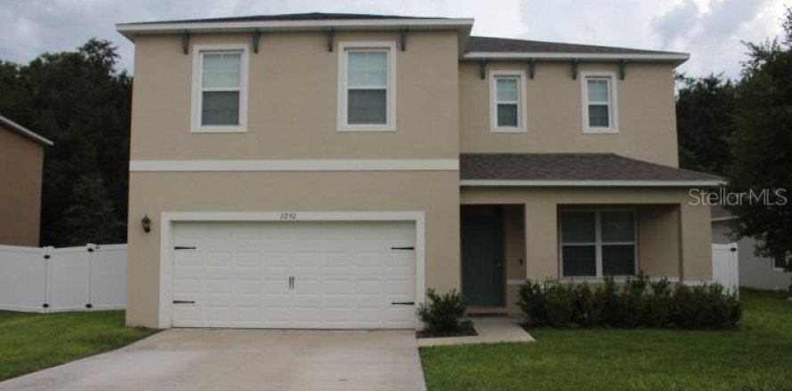 Villa ou maison à Tavares, Floride 4 chambres, 225.94 m2 № 1904276
