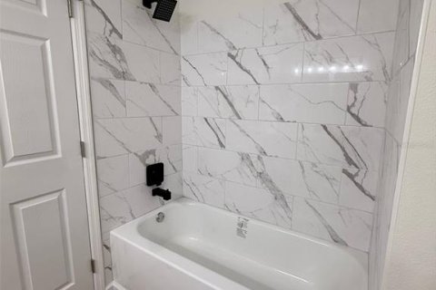 Copropriété à vendre à Kissimmee, Floride: 2 chambres, 99.03 m2 № 1716882 - photo 15