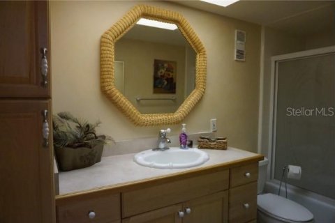 Copropriété à louer à Saint Petersburg, Floride: 2 chambres, 103.12 m2 № 1688114 - photo 11