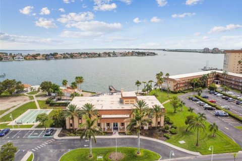 Copropriété à louer à Saint Petersburg, Floride: 2 chambres, 103.12 m2 № 1688114 - photo 20