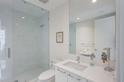 Condominio en venta en Saint Petersburg, Florida, 3 dormitorios, 229.93 m2 № 1614642 - foto 28