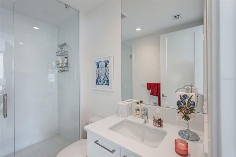 Condominio en venta en Saint Petersburg, Florida, 3 dormitorios, 229.93 m2 № 1614642 - foto 30