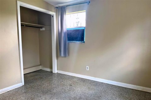 House in Tampa, Florida 3 bedrooms, 82.5 sq.m. № 1810882 - photo 11