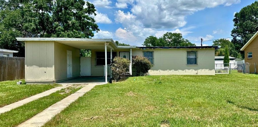 House in Tampa, Florida 3 bedrooms, 82.5 sq.m. № 1810882