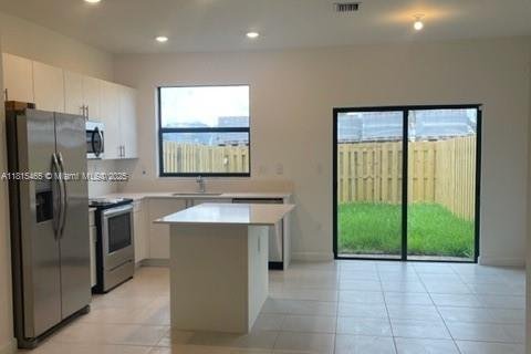 Casa en alquiler en Homestead, Florida, 3 dormitorios, 123.37 m2 № 1938076 - foto 5