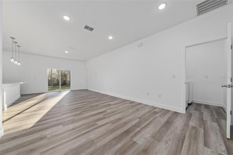 House in Ocala, Florida 4 bedrooms, 139.63 sq.m. № 1869482 - photo 5