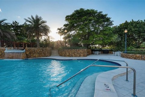 Купить кондоминиум в Майами, Флорида 2 спальни, 117.8м2, № 2430099 - фото 21