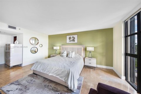 Купить кондоминиум в Майами, Флорида 2 спальни, 117.8м2, № 2430099 - фото 16