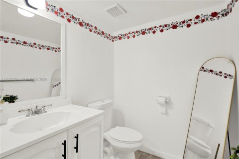 Copropriété à vendre à Miami, Floride: 3 chambres, 171.87 m2 № 2084821 - photo 11