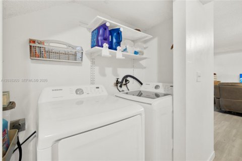 Copropriété à vendre à Miami, Floride: 3 chambres, 171.87 m2 № 2084821 - photo 22
