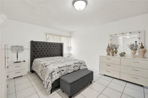 Copropriété à vendre à Miami, Floride: 3 chambres, 171.87 m2 № 2084821 - photo 12
