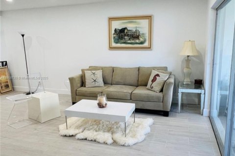 Condominio en venta en Lighthouse Point, Florida, 2 dormitorios, 92.9 m2 № 1979354 - foto 3