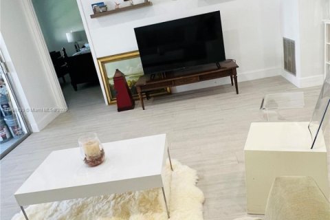 Condominio en venta en Lighthouse Point, Florida, 2 dormitorios, 92.9 m2 № 1979354 - foto 5