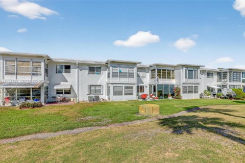 Купить кондоминиум в Помпано-Бич, Флорида 1 спальня, 63.17м2, № 2002088 - фото 22