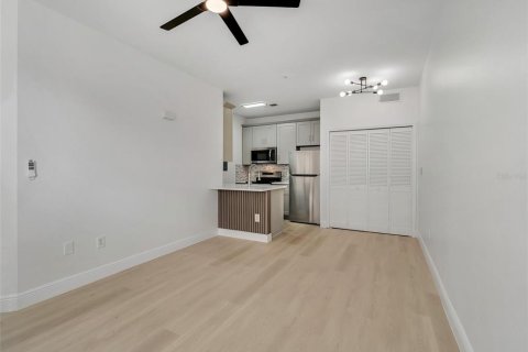 Copropriété à louer à Orlando, Floride: 1 chambre, 45.99 m2 № 2198758 - photo 4