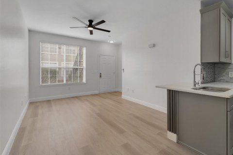 Copropriété à louer à Orlando, Floride: 1 chambre, 45.99 m2 № 2198758 - photo 6