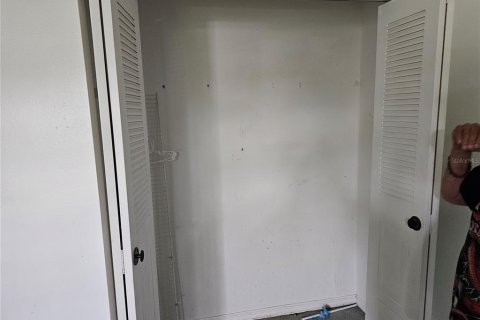 Villa ou maison à vendre à Kissimmee, Floride: 2 chambres, 96.43 m2 № 2223132 - photo 9