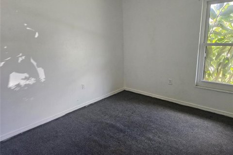 Villa ou maison à vendre à Kissimmee, Floride: 2 chambres, 96.43 m2 № 2223132 - photo 7