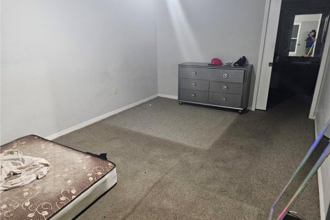 Villa ou maison à vendre à Kissimmee, Floride: 2 chambres, 96.43 m2 № 2223132 - photo 22
