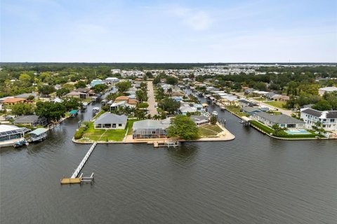 House in Ellenton, Florida 3 bedrooms, 308.71 sq.m. № 2215631 - photo 6