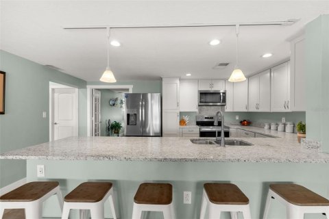 House in Ellenton, Florida 3 bedrooms, 308.71 sq.m. № 2215631 - photo 21