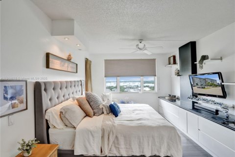Condominio en venta en Hollywood, Florida, 2 dormitorios, 227.05 m2 № 1973288 - foto 21