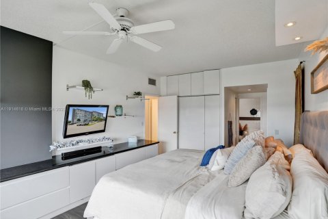 Condominio en venta en Hollywood, Florida, 2 dormitorios, 227.05 m2 № 1973288 - foto 23