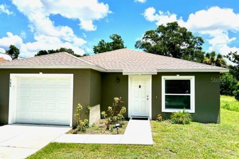 Villa ou maison à vendre à Lakeland, Floride: 3 chambres, 121.05 m2 № 1868962 - photo 1