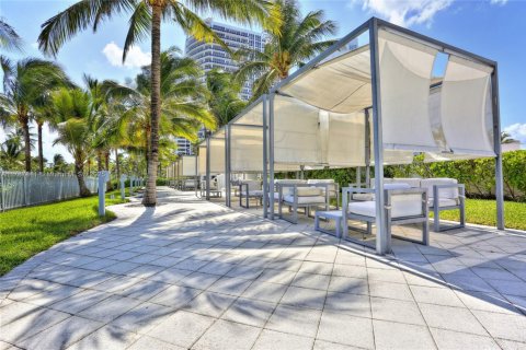 Copropriété à louer à Bal Harbour, Floride: 2 chambres, 98.1 m2 № 1861107 - photo 20