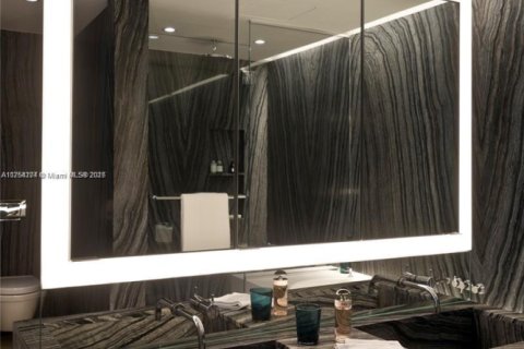 Купить кондоминиум в Майами-Бич, Флорида 2 спальни, 105.07м2, № 1969484 - фото 19