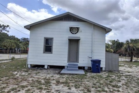 House in Tampa, Florida 2 bedrooms, 84.73 sq.m. № 2239783 - photo 11